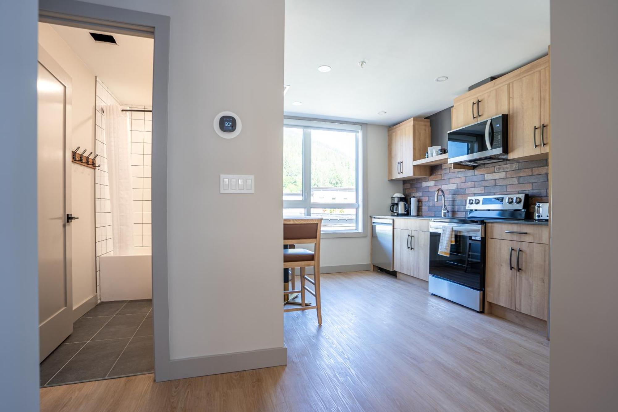 Basecamp Suites Revelstoke Quarto foto